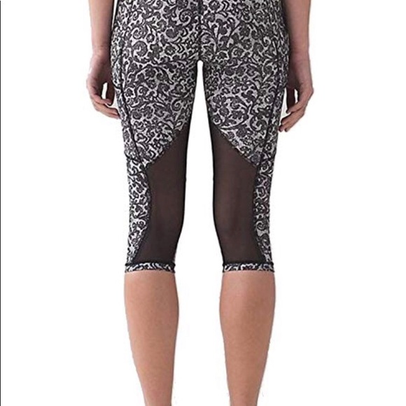 Lululemon - Picture 3 of 5